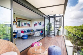 Designer Penthouse - Rooftop Pool & Ruins View